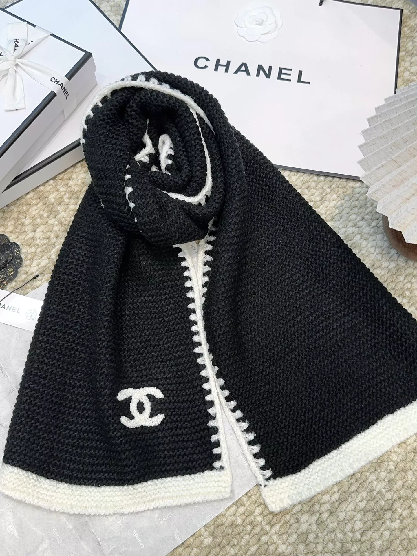 chanel echapres pour femme s_12b41462